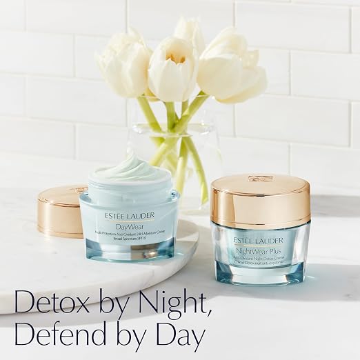 Estée Lauder DayWear Multi-Protection Anti-Oxidant 24H-Moisture Cream SPF 15 | Anti-Aging Face Moisturiser, 50 ml
